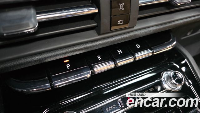 Lincoln Corsair 2.0 Reserve AWD 2022 — фото 9