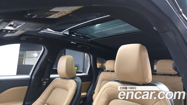 Lincoln Corsair 2.0 Reserve AWD 2022 — фото 18