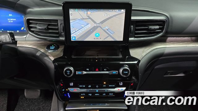 Ford Explorer (VI) 3.0 Platinum 4WD 2021 — фото 14