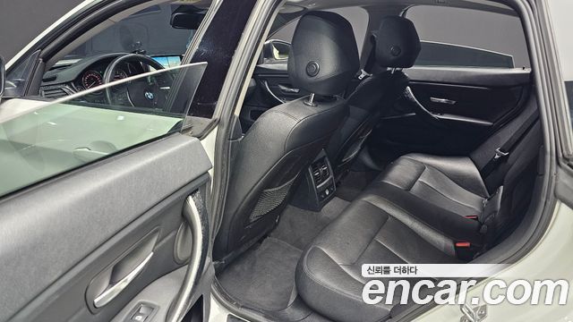 BMW 4 Series (F32) 420i GranCoupe 2015 — фото 17