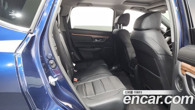 Honda CR-V (V) 2.0 Hybrid Touring 4WD 2022 — фото 12