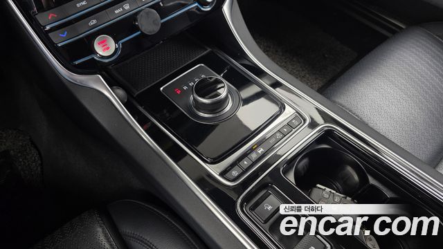 Jaguar XF (X260) 25t Prestige AWD 2018 — фото 9