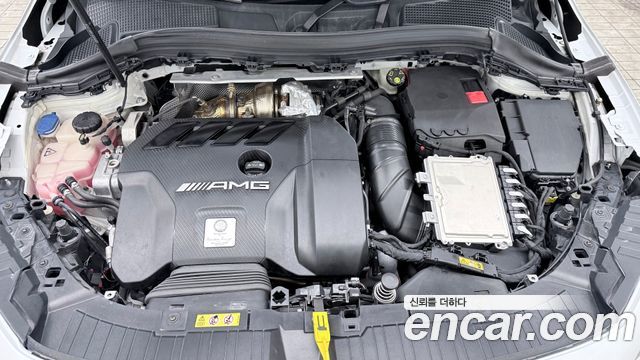 Mercedes-Benz GLA-Class (H247) GLA45 AMG 4MATIC+ 2023 — фото 6