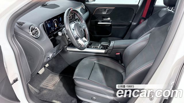 Mercedes-Benz GLA-Class (H247) GLA45 AMG 4MATIC+ 2023 — фото 18