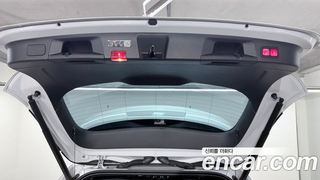 Mercedes-Benz GLA-Class (H247) GLA45 AMG 4MATIC+ 2023 — фото 23