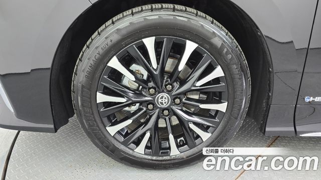 Toyota Alphard (IV) 2.5 HEV Executive AWD 2024 — фото 5