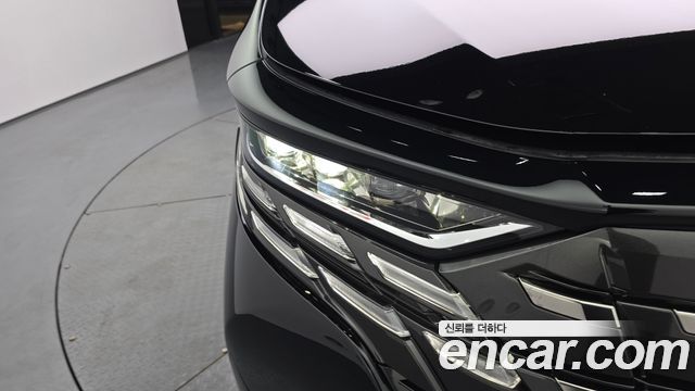 Toyota Alphard (IV) 2.5 HEV Executive AWD 2024 — фото 22