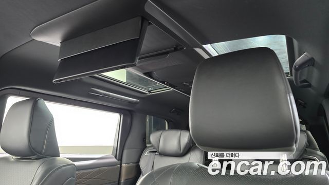 Toyota Alphard (IV) 2.5 HEV Executive AWD 2024 — фото 27
