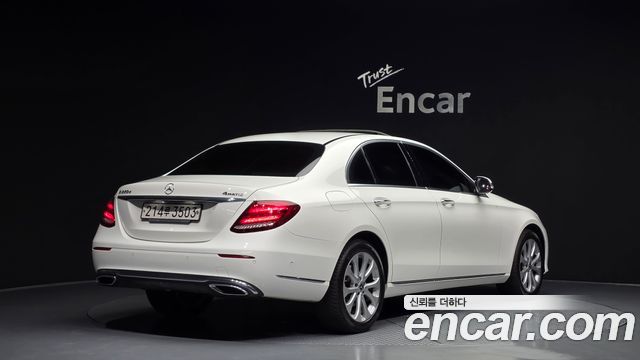 Mercedes-Benz E-Class (W213) E220d 4MATIC Exclusive 2019 — фото 2