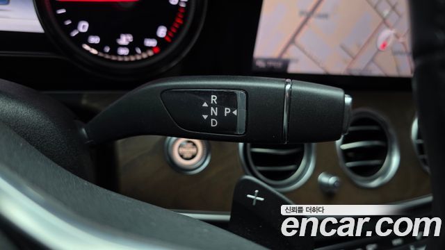 Mercedes-Benz E-Class (W213) E220d 4MATIC Exclusive 2019 — фото 9