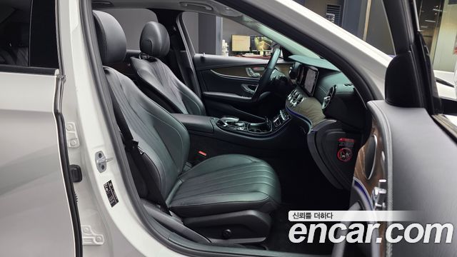 Mercedes-Benz E-Class (W213) E220d 4MATIC Exclusive 2019 — фото 11