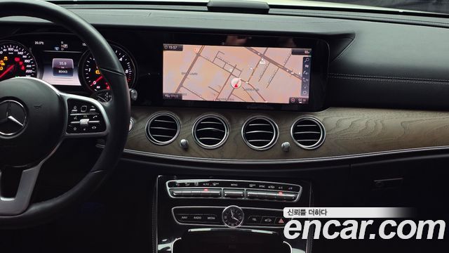 Mercedes-Benz E-Class (W213) E220d 4MATIC Exclusive 2019 — фото 14