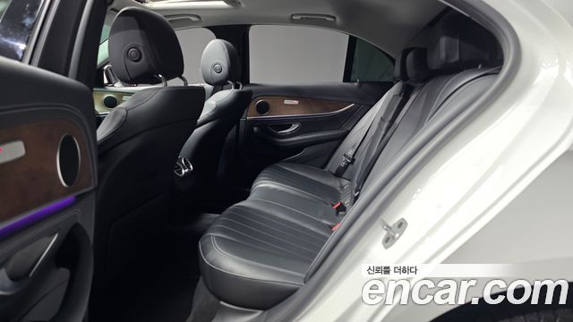 Mercedes-Benz E-Class (W213) E220d 4MATIC Exclusive 2019 — фото 26