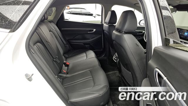 Hyundai Sonata The Edge (DN8) 2.0 Exclusive 2024 — фото 12