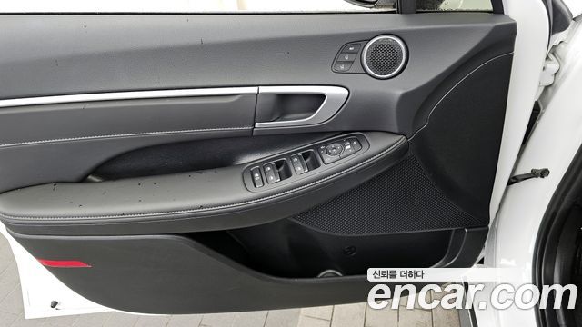 Hyundai Sonata The Edge (DN8) 2.0 Exclusive 2024 — фото 24