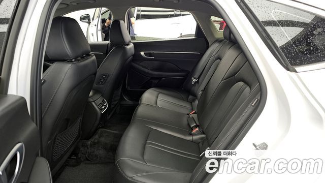 Hyundai Sonata The Edge (DN8) 2.0 Exclusive 2024 — фото 26