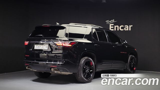 Chevrolet Traverse 3.6 AWD Redline 2020 — фото 2