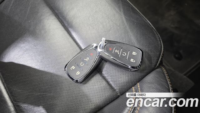 Chevrolet Traverse 3.6 AWD Redline 2020 — фото 16