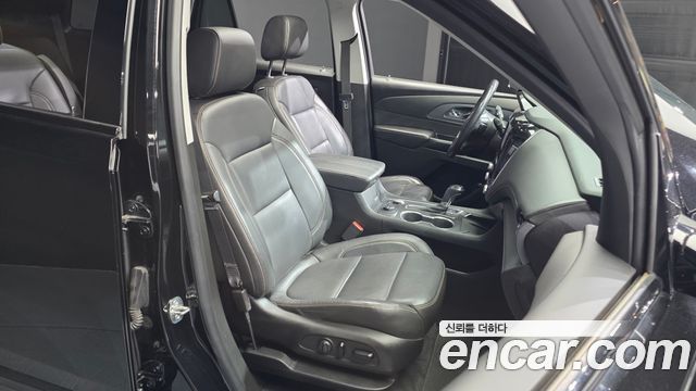 Chevrolet Traverse 3.6 AWD Redline 2020 — фото 26