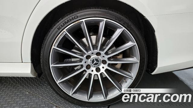 Mercedes-Benz E-Class (W213) E350 4MATIC AMG Line Edition 2021 — фото 21