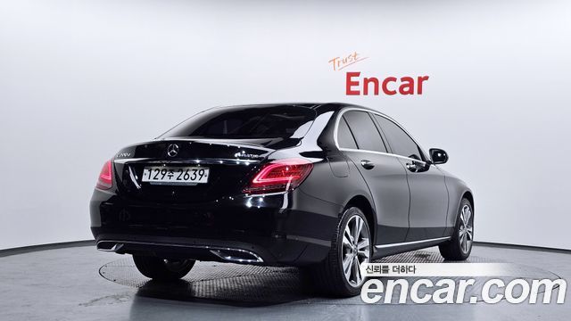 Mercedes-Benz C-Class (W205) C220 d 4MATIC 2020 — фото 2