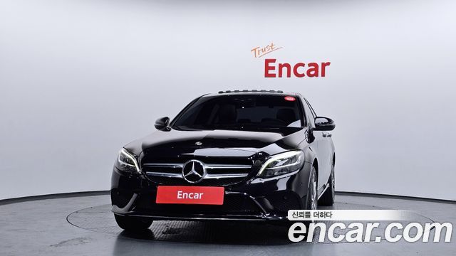 Mercedes-Benz C-Class (W205) C220 d 4MATIC 2020 — фото 3