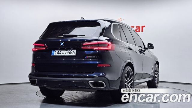BMW X5 (G05) M50i 2021 — фото 2