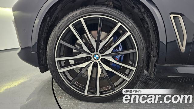 BMW X5 (G05) M50i 2021 — фото 5