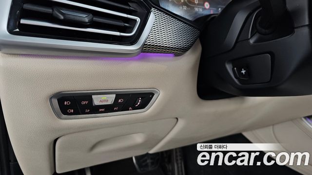 BMW X5 (G05) M50i 2021 — фото 28