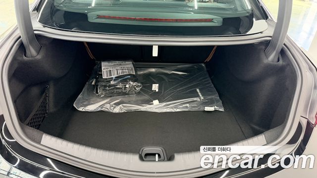 Mercedes-Benz CLE-Class (C236) CLE450 4MATIC Coupe 2025 — фото 6