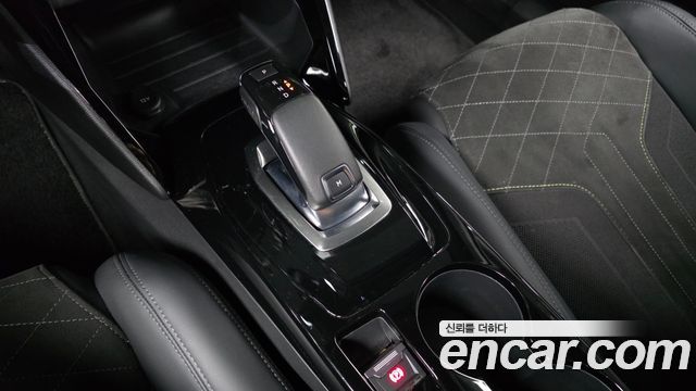 Peugeot 2008 (II) 1.5 BlueHDi GT Line 2021 — фото 9
