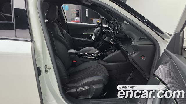 Peugeot 2008 (II) 1.5 BlueHDi GT Line 2021 — фото 11