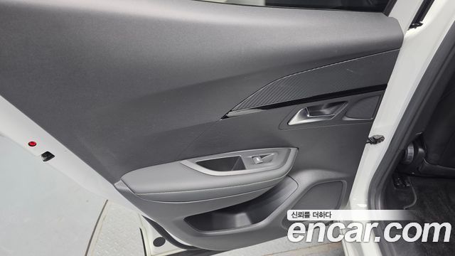 Peugeot 2008 (II) 1.5 BlueHDi GT Line 2021 — фото 25