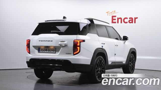 KG Mobility (SsangYong) Torres Gasoline 1.5 2WD Black Edition 2025 — фото 2
