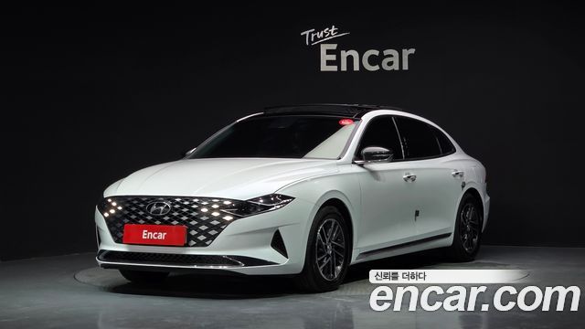 Hyundai Grandeur (IG) 3.0 LPi Rent Car Modern