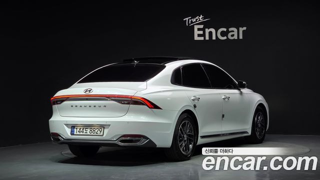 Hyundai Grandeur (IG) 3.0 LPi Rent Car Modern 2021 — фото 2