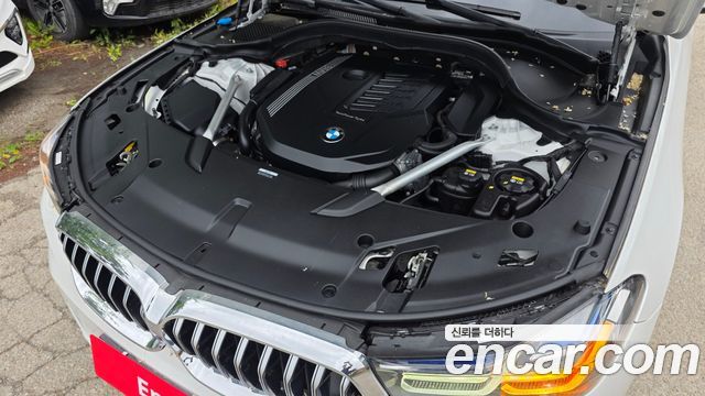 BMW 6 Series GT (G32) 640i xDrive M Sport 2022 — фото 6
