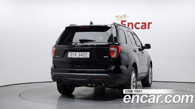 Ford Explorer 2.3 Limited 4WD 5th 2018 — фото 4