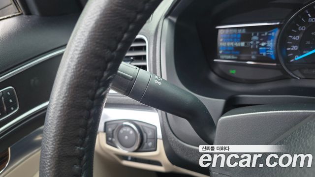 Ford Explorer 2.3 Limited 4WD 5th 2018 — фото 20