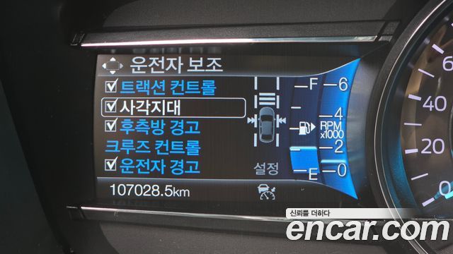 Ford Explorer 2.3 Limited 4WD 5th 2018 — фото 32
