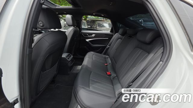 Audi A6 (C8) 45 TFSI Quattro Premium 2021 — фото 12