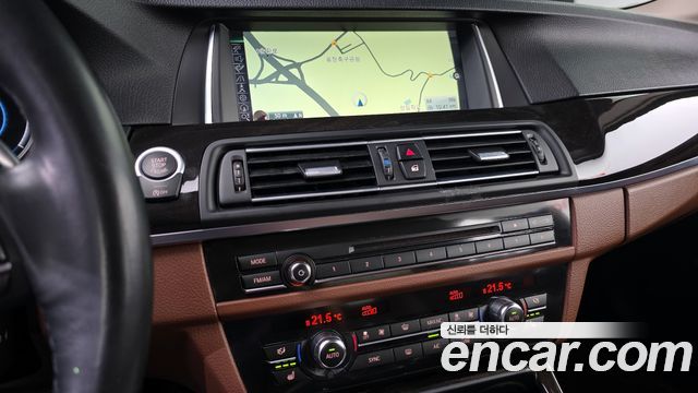 BMW 5 Series (F10) 528i M Aero Dynamic 2016 — фото 13