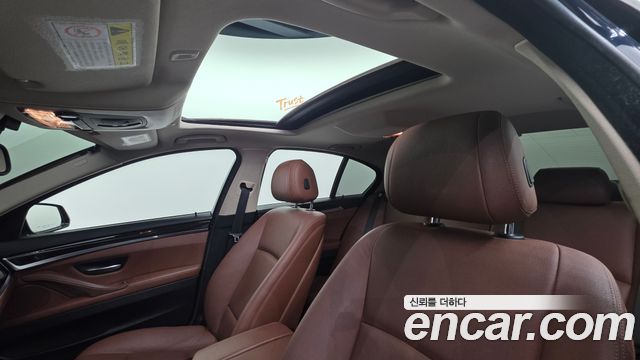 BMW 5 Series (F10) 528i M Aero Dynamic 2016 — фото 17