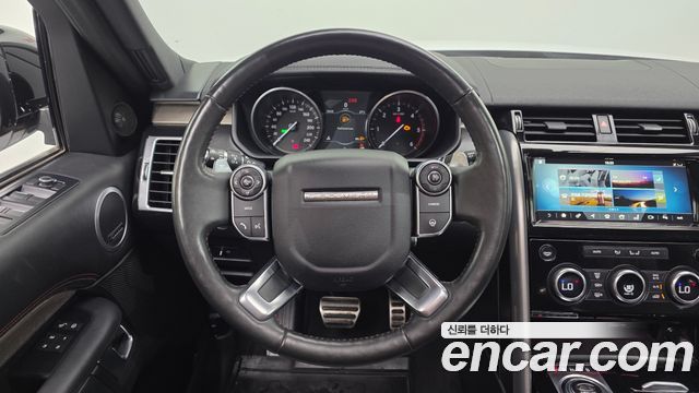 Land Rover Discovery 5 3.0 TD6 Launch Edition 2017 — фото 14