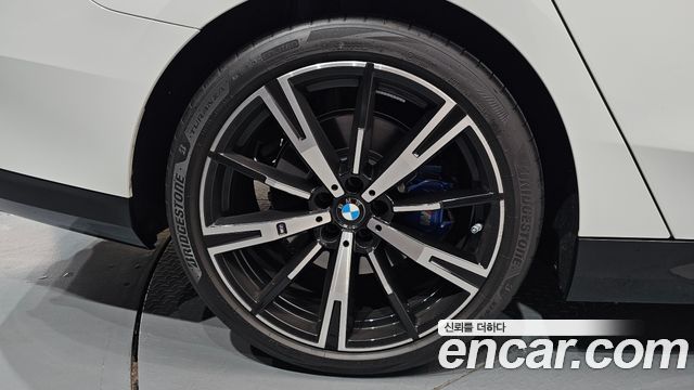 BMW 5 Series (G60) 530i xDrive M Sport 2025 — фото 5