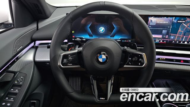 BMW 5 Series (G60) 530i xDrive M Sport 2025 — фото 17