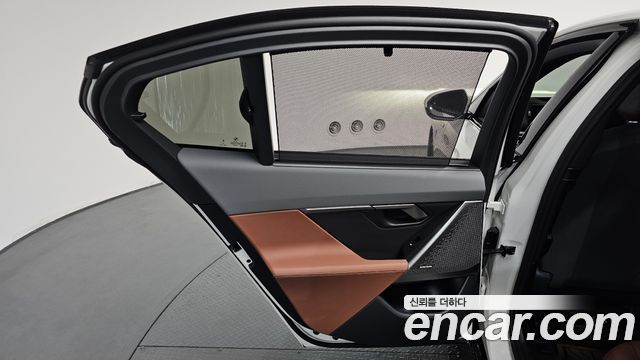 BMW 5 Series (G60) 530i xDrive M Sport 2025 — фото 30