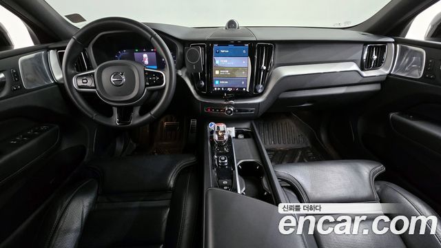 Volvo XC60 (II) B6 R-Design 2022 — фото 7