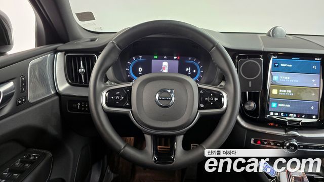 Volvo XC60 (II) B6 R-Design 2022 — фото 13
