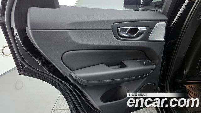 Volvo XC60 (II) B6 R-Design 2022 — фото 25